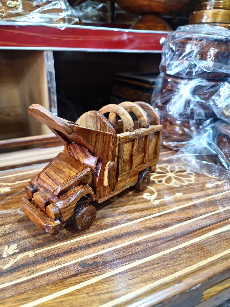 Wooden Artisan Truck / Wooden Toy Truck (decorative model).