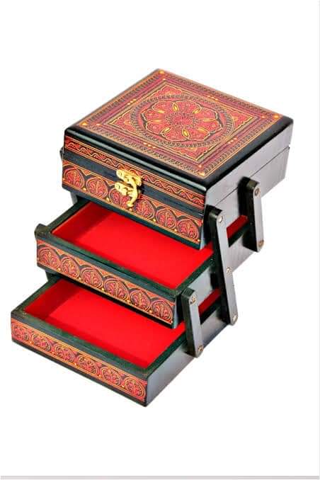 Handmade Jewellery Box with Naqshi Art.